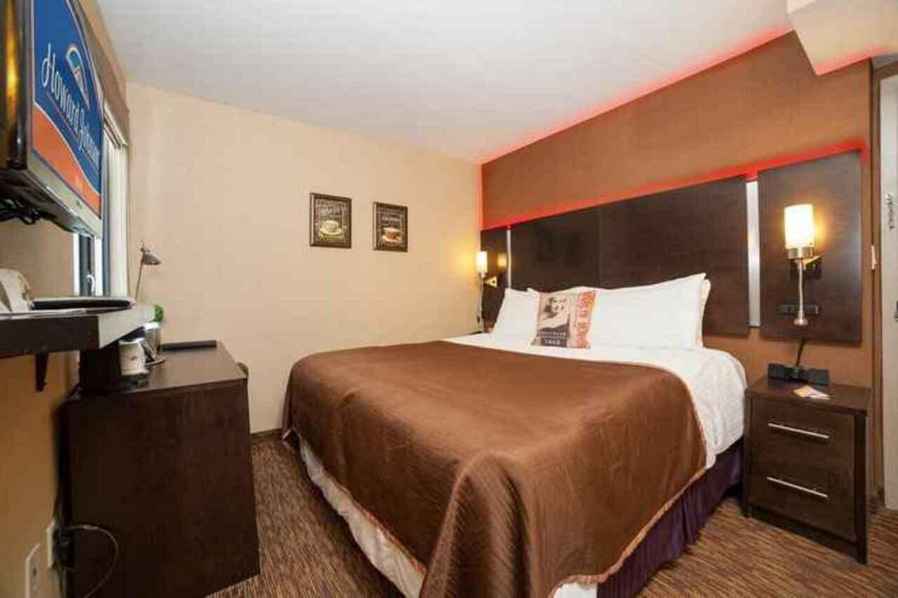 Howard Johnson Soho New York City Exterior photo