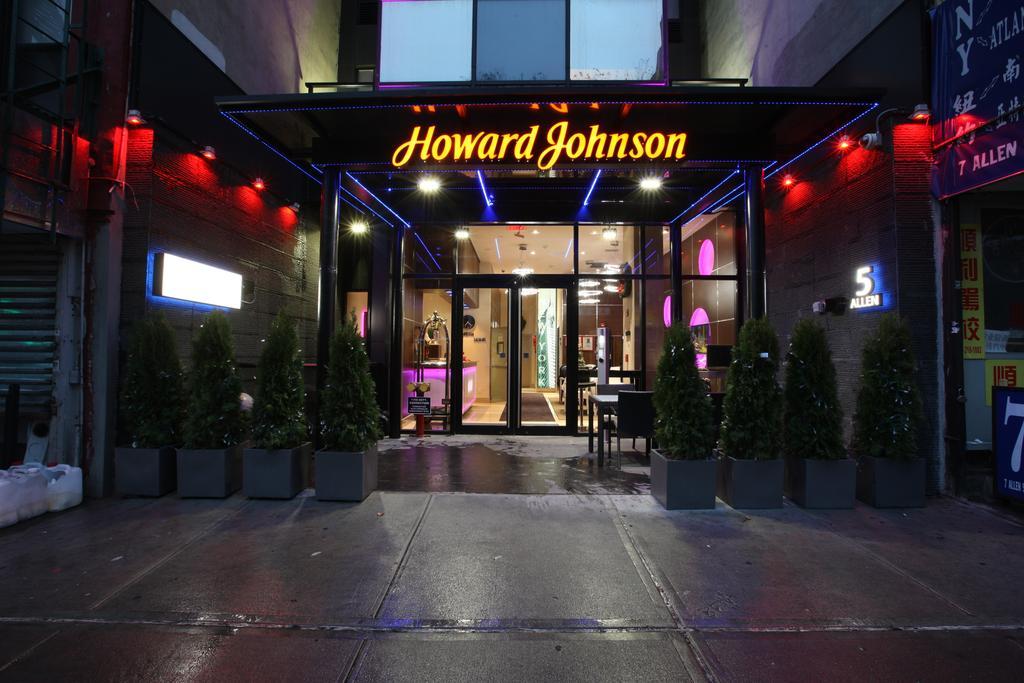 Howard Johnson Soho New York City Exterior photo